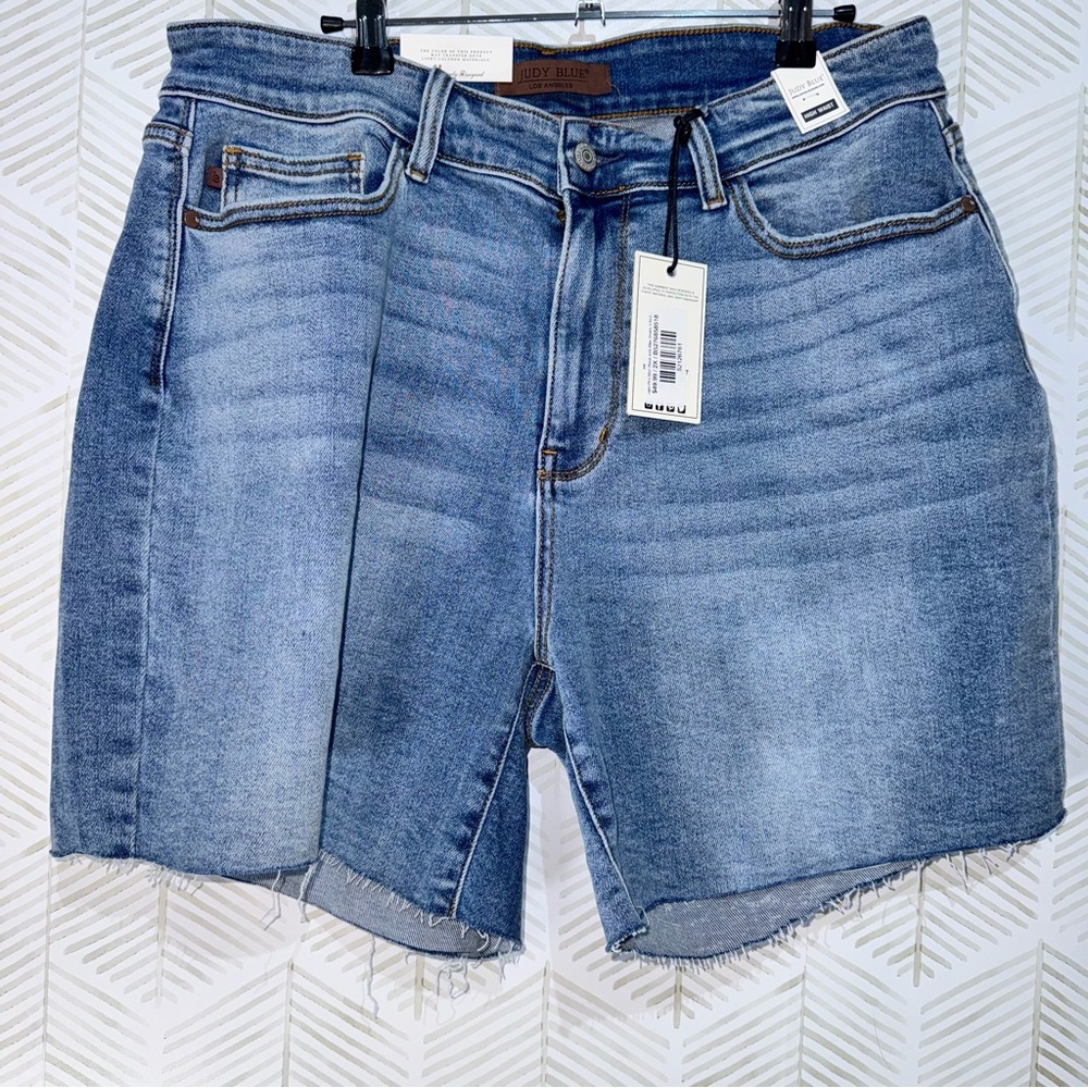 Judy Blue Women's Jean Shorts - Light Blue